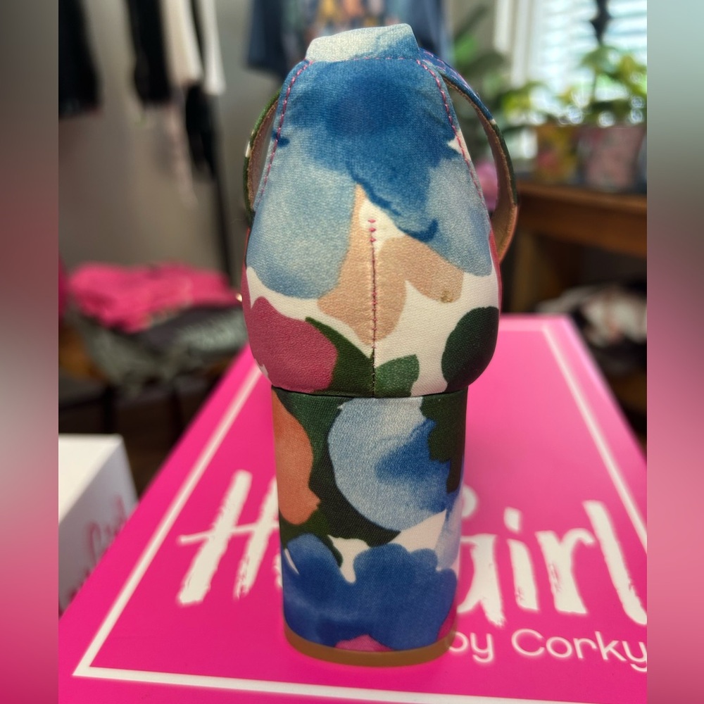 Corkys Flower Block Heel Sandals- NWT - Picture 2 of 3